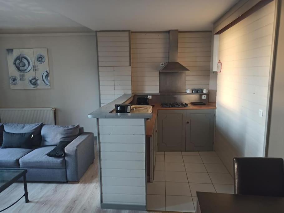 Apartamento Le Marche Parthenay Exterior foto